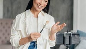 Lowongan Kerja Host Live Bella Gallery Indramayu